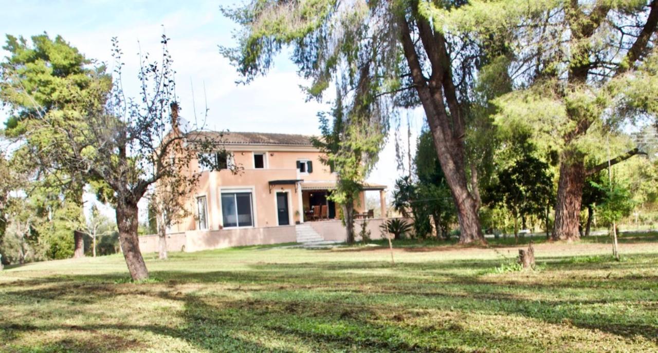Ktima Loumoumba, Private Villa ゴウヴィア エクステリア 写真